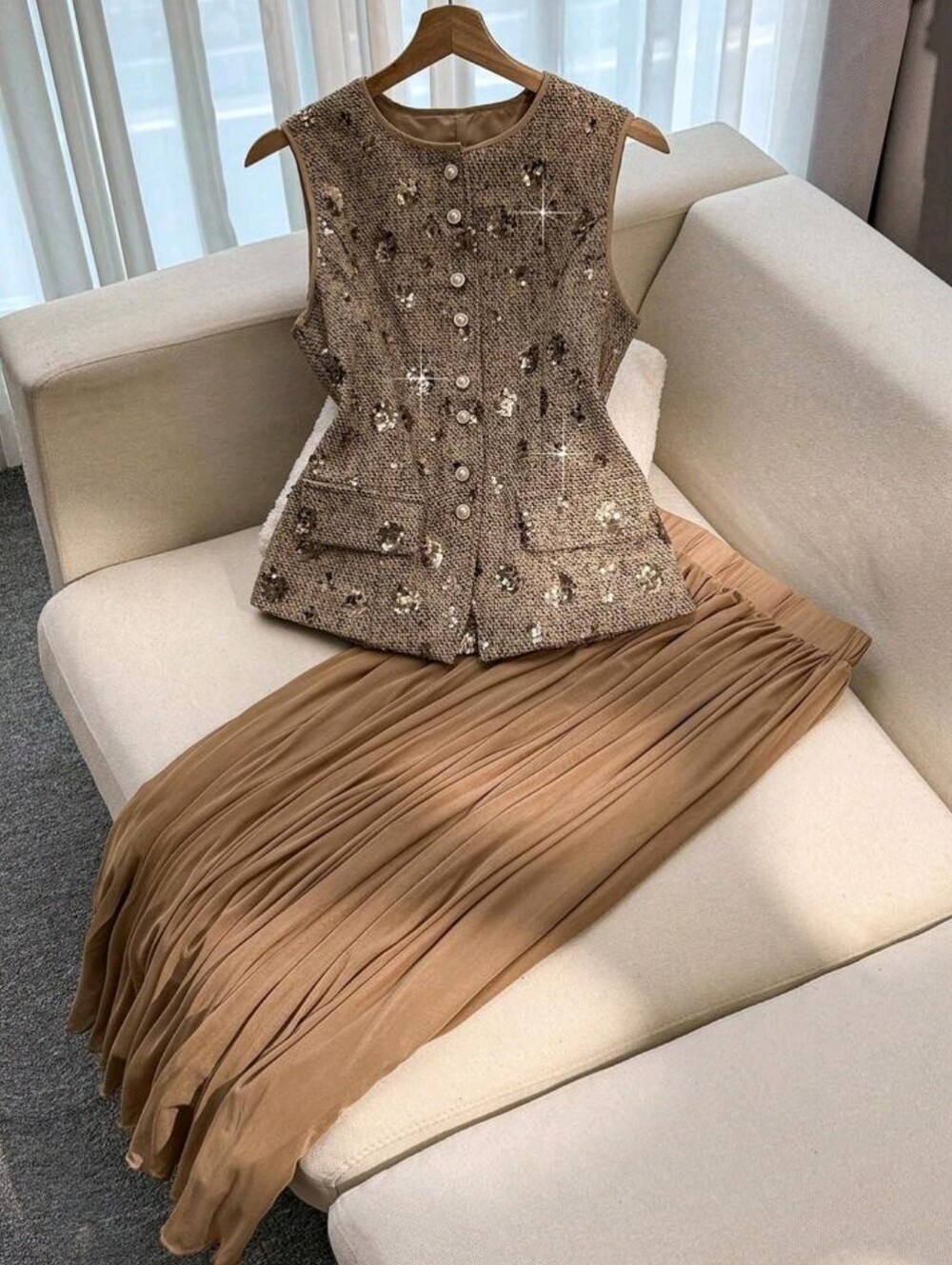 Women's Elegant Luxury Floral Sequin Single-Breasted Vest And Mesh Skirt